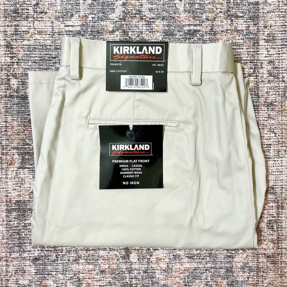 Kirkland Signature Men's Light Khaki Pants NWT - Size 40 X 30